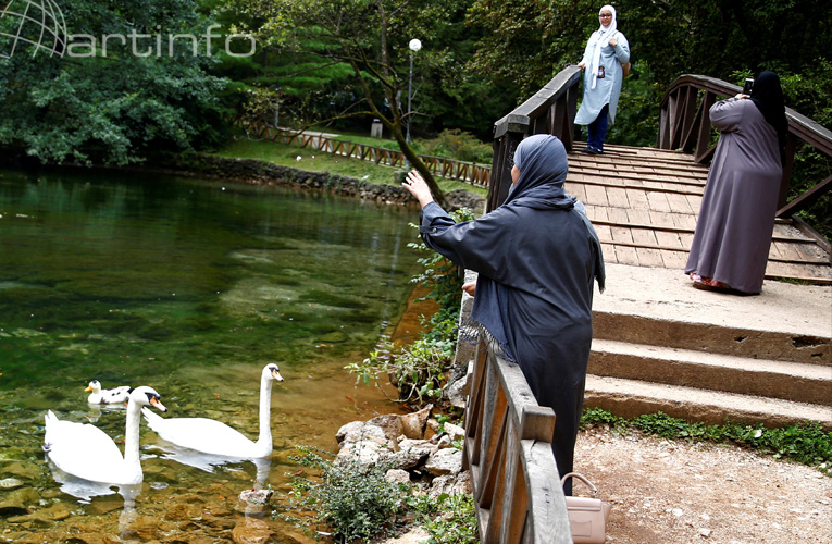 arapkinje na vrelu bosne