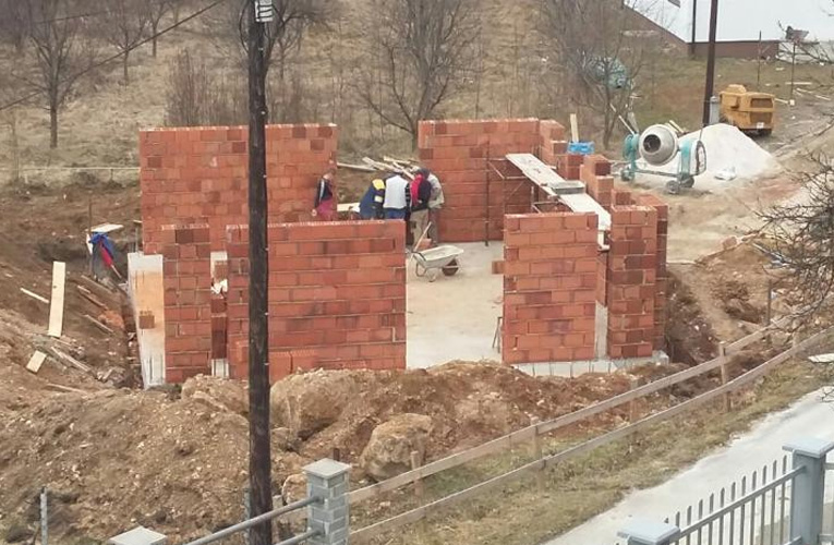 nelegalna dzamija