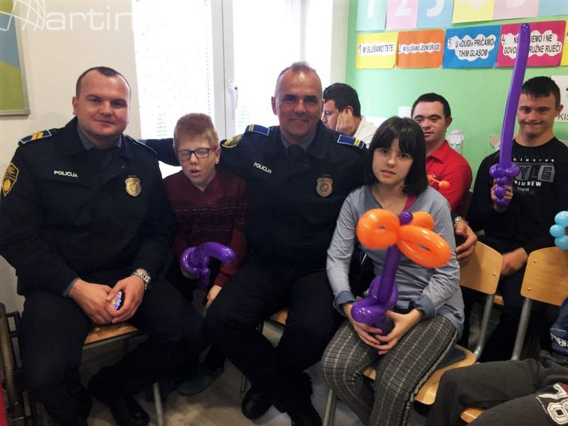 policija duga centar