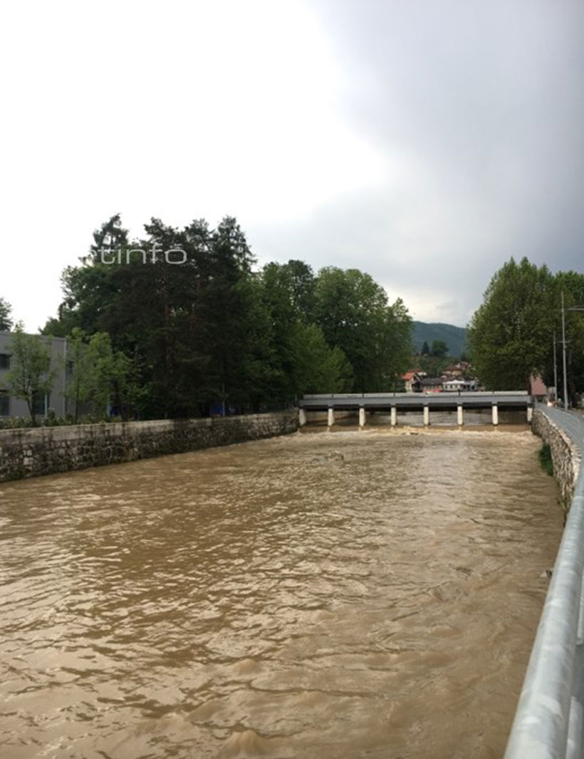 rijeka lep prlajva