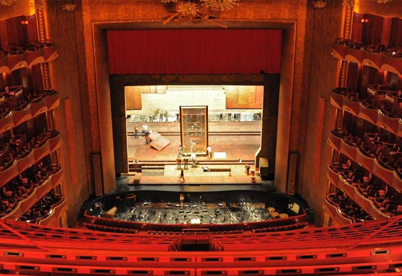 Metropolitan opera