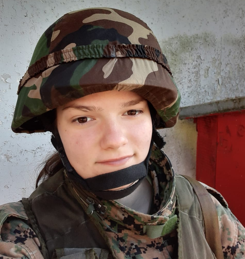 helena,kaciga.jpg
