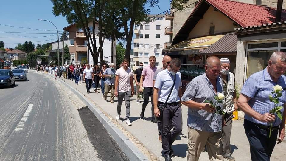 kiss_srebrenica.jpg