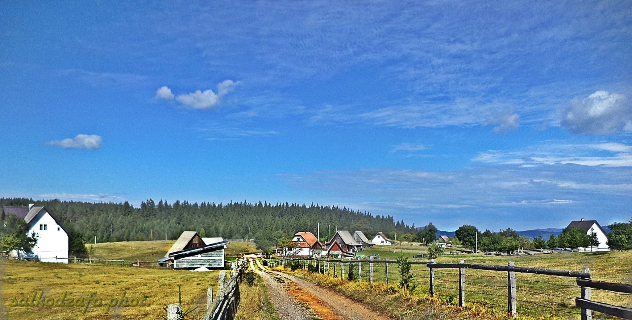 vares_selo.jpg