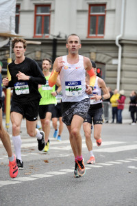 IMG-3c89cf54dfdd945bb83b49d34828bc85-V-200x300.jpg
