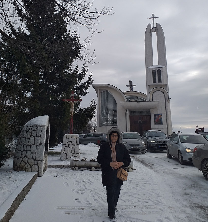 crkva snijeg kis