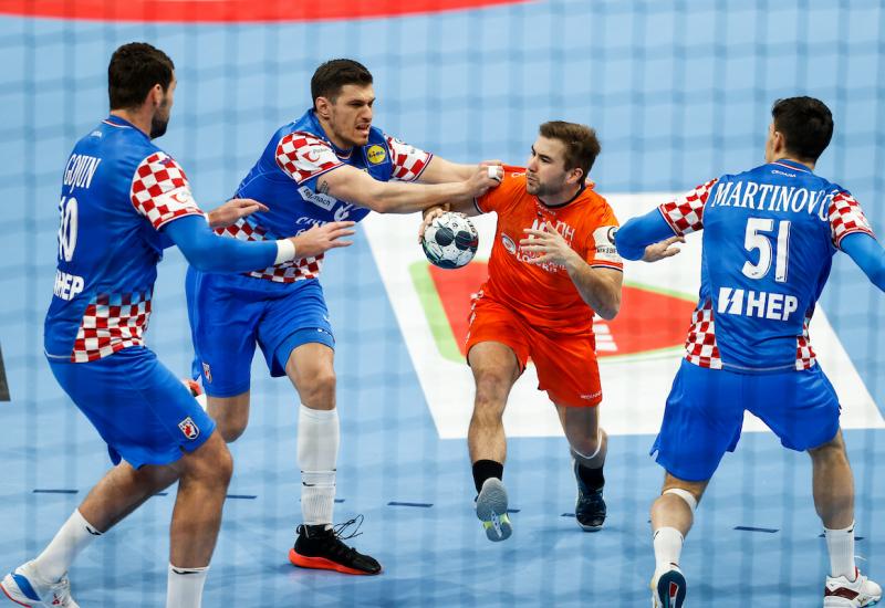 cro-handball.jpg