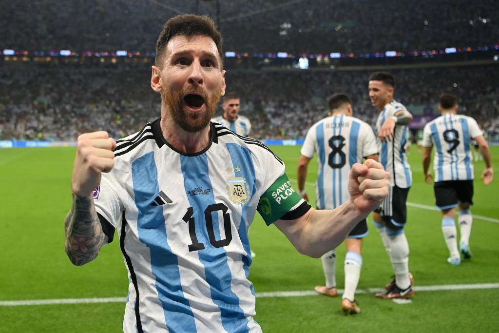 messi10-argentina.jpg