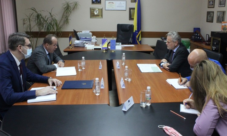 podzic_sifet.jpg
