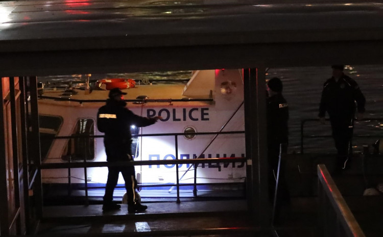 policija_pretrazuje.jpg