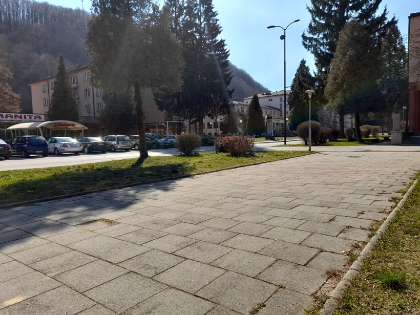 135bc228-2564-412b-abb8-78607dd7ce44.jpg