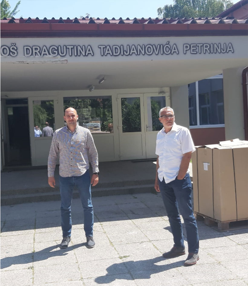 skola-petrinja.jpg