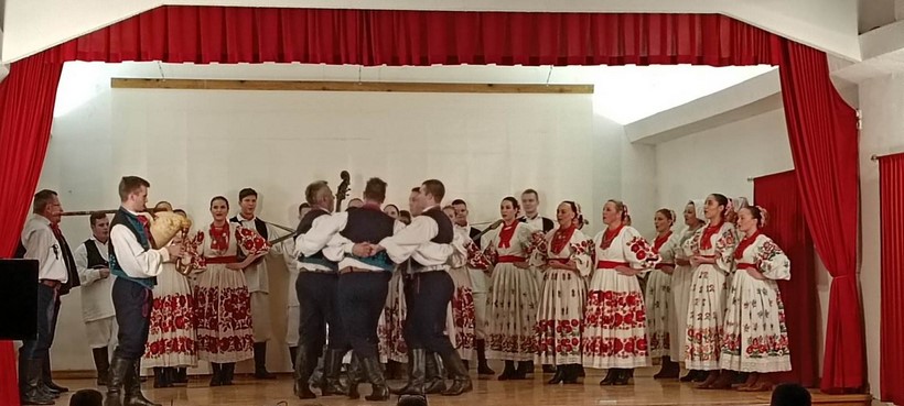 kres_napredak_busevac_folklor.jpg