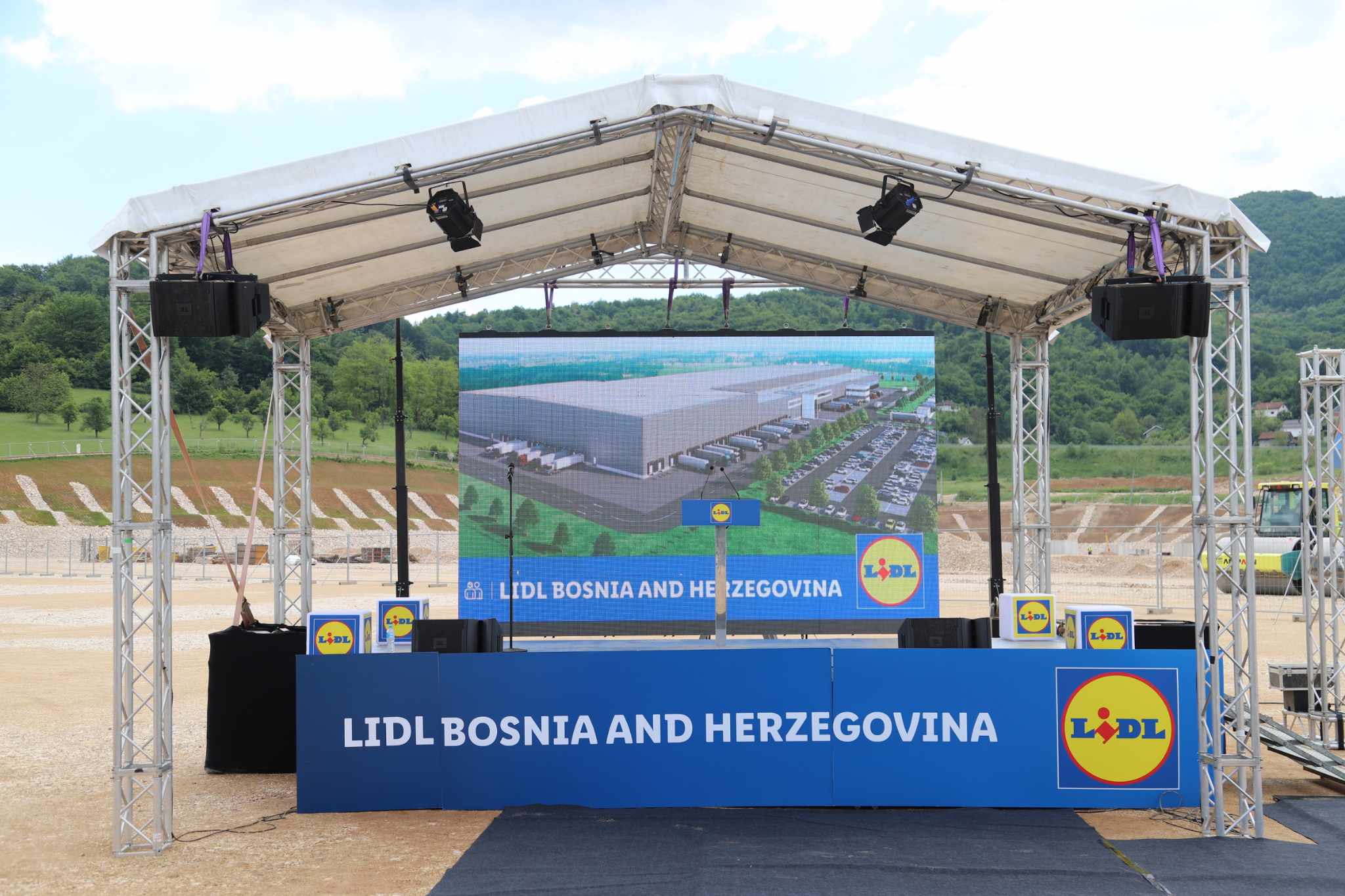 lidl_bina.jpg