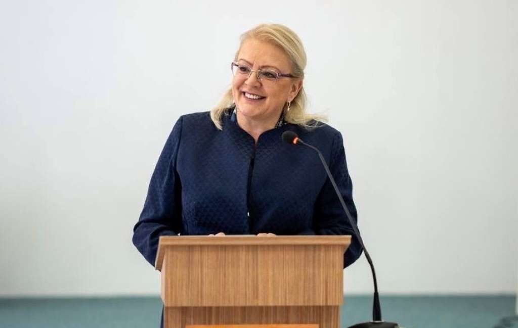 bradara_profil_govornica.jpg