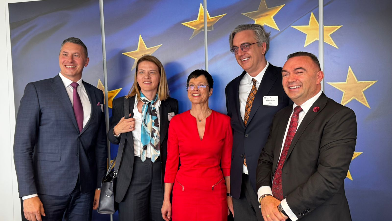 bruxel-vukovic-treca.jpg
