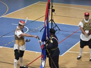 4eab51d7-6bb4-4a1d-9794-aa458e3fde72_original