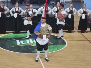 68fbcb66-4434-458d-8cfe-29e82cb48312_original