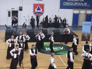 d41bba58-a4c1-4b3a-9fec-eb366088382e_original