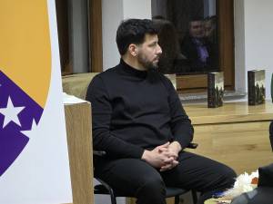 df74c868-591f-481e-a898-737742c72184_original